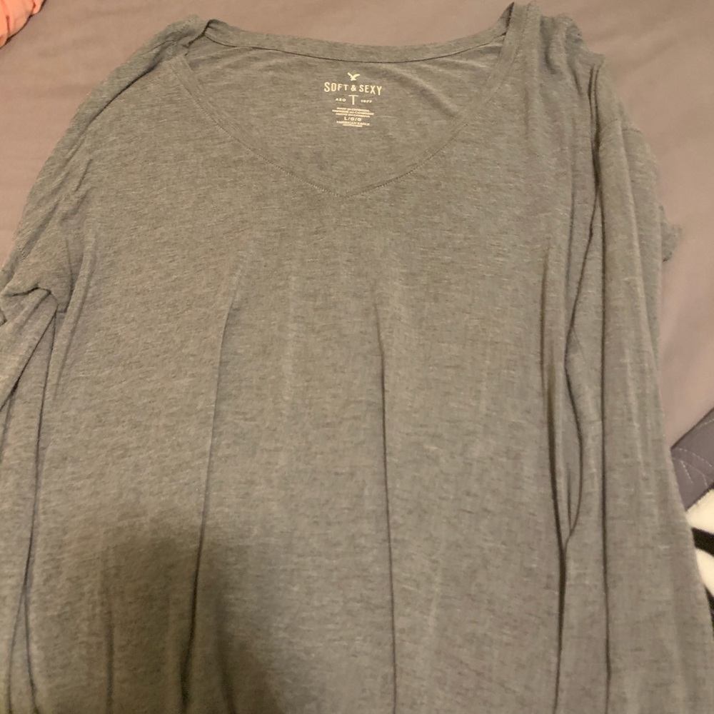 American Eagle Grey long sleeve !